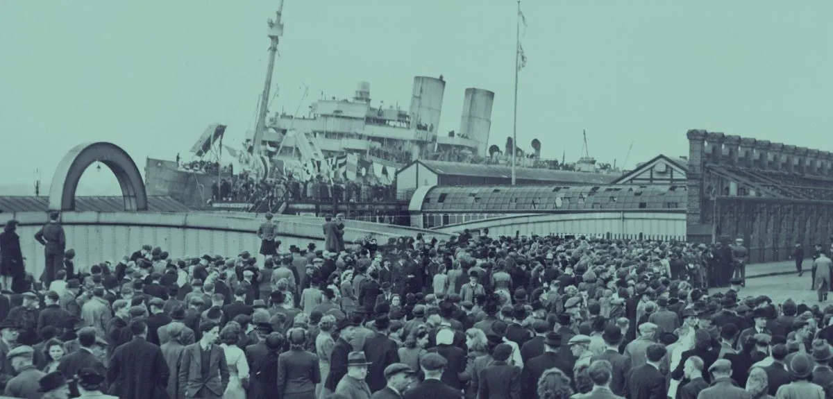 passengers waiting at liverpool docks