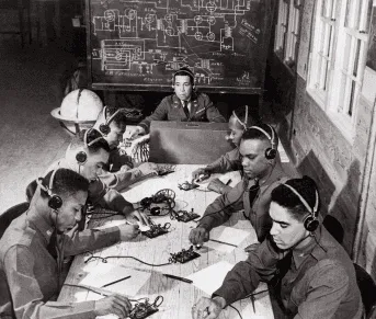 family-tree-discover-wartime-radio-operators